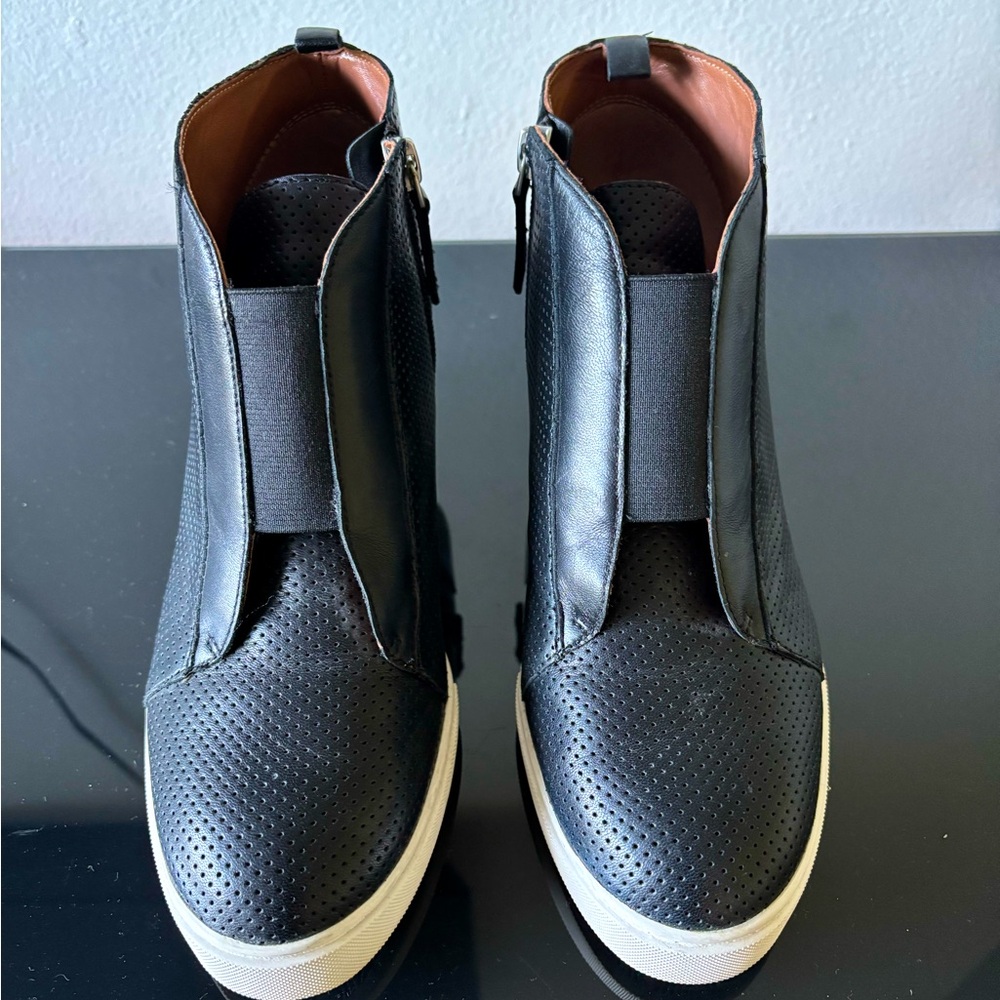 Paolo Black Wedge Sneakers – Size 7.5